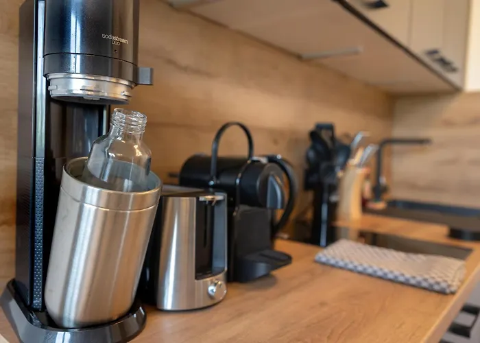 Sweethome - Super Zentral Und Modern, Kueche, Wifi Appartement