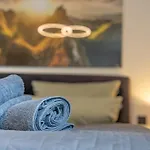 Sweethome - Super Zentral Und Modern, Kueche, Wifi Appartement *