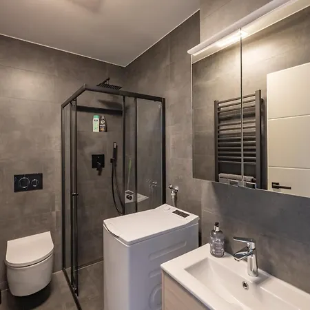 Appartement Sweethome - Super Zentral Und Modern, Kueche, Wifi *