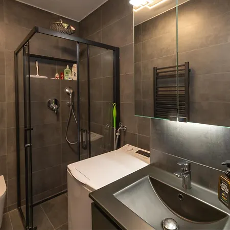Apartment Sweethome - Super Zentral Und Modern, Kueche, Wifi