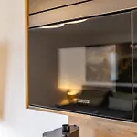 Sweethome - Super Zentral Und Modern, Kueche, Wifi Apartament Monachium